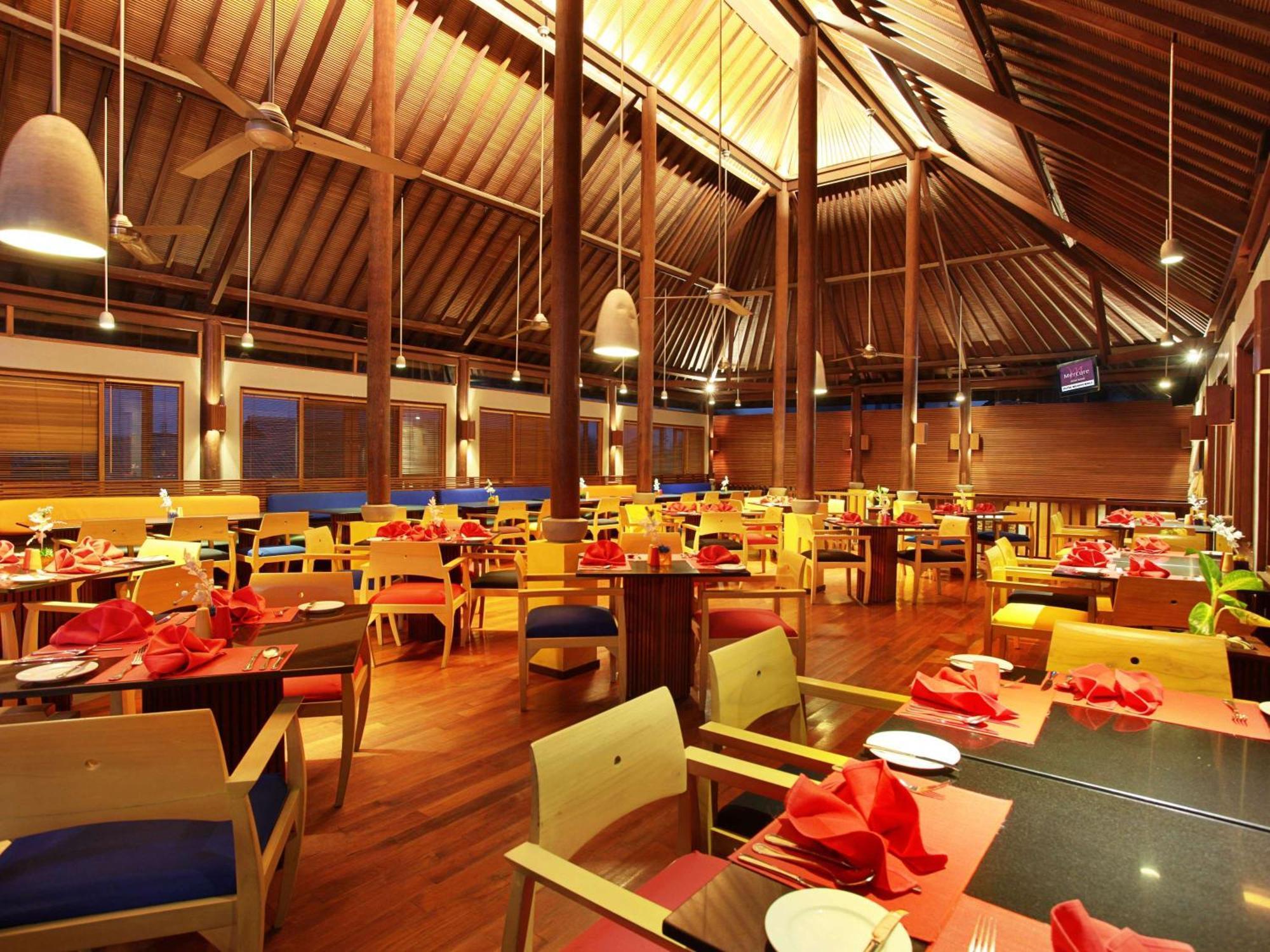 Mercure Kuta Lombok Exterior foto