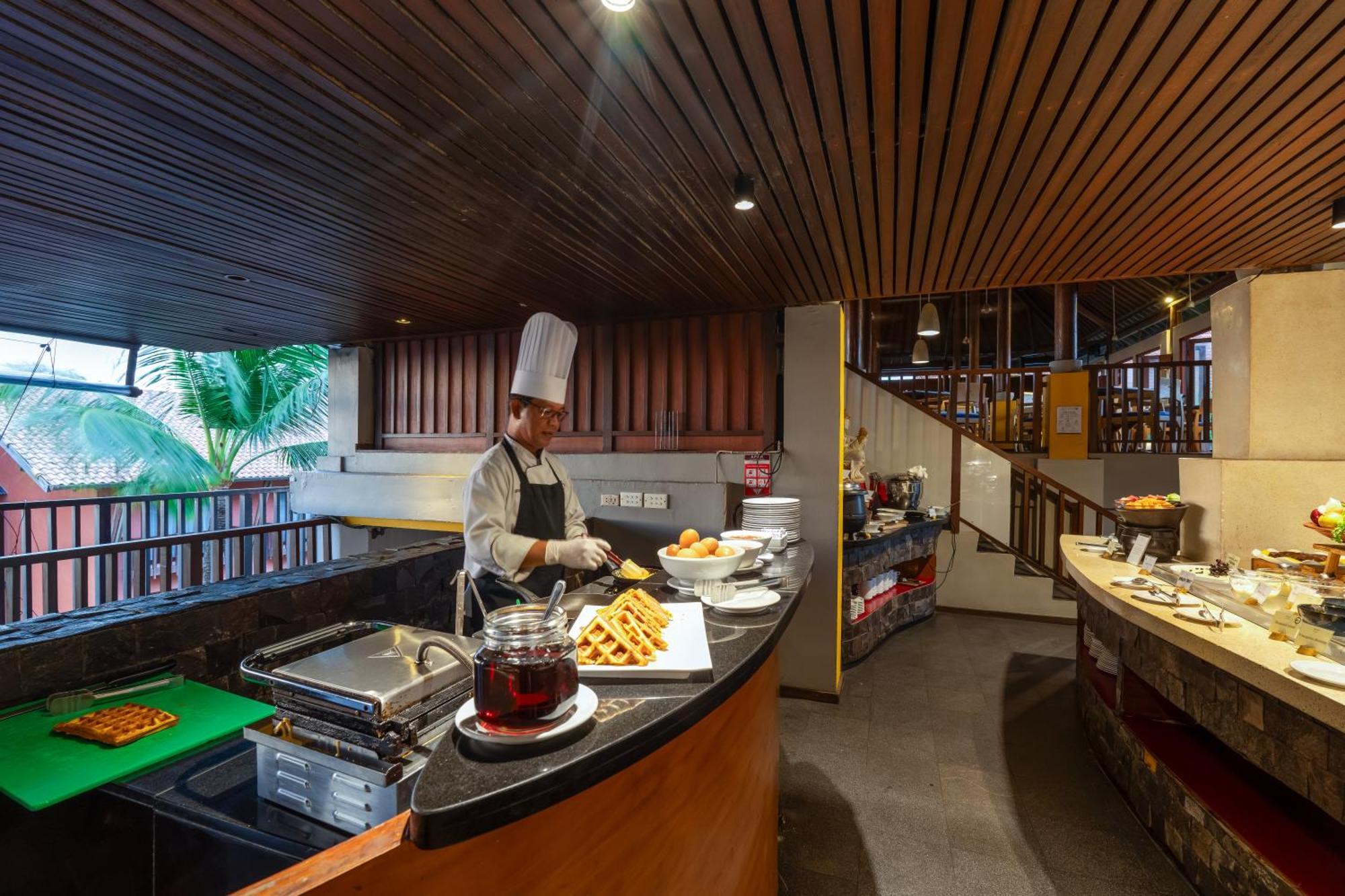 Mercure Kuta Lombok Exterior foto