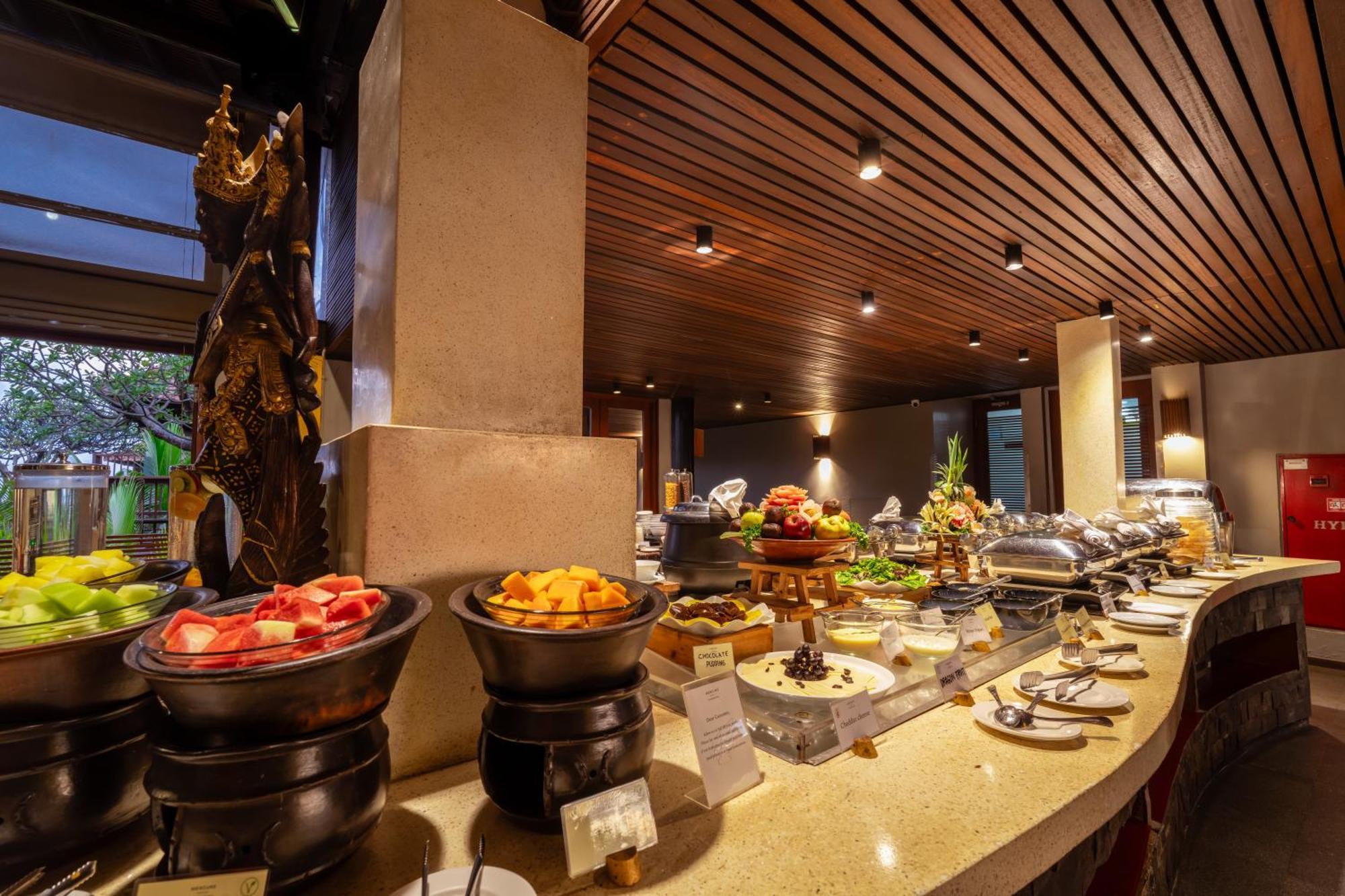 Mercure Kuta Lombok Exterior foto