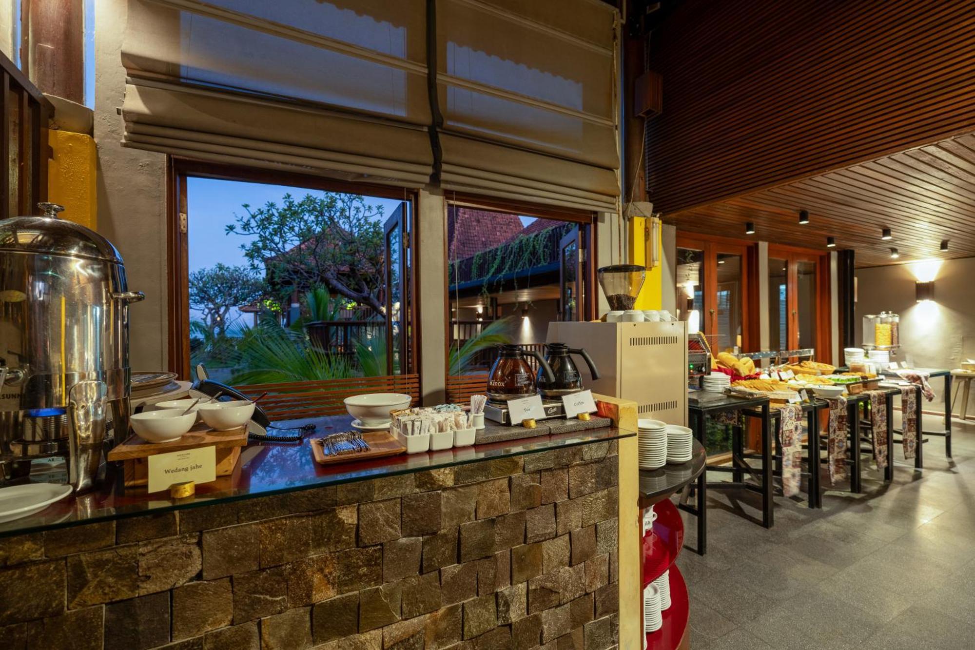 Mercure Kuta Lombok Exterior foto